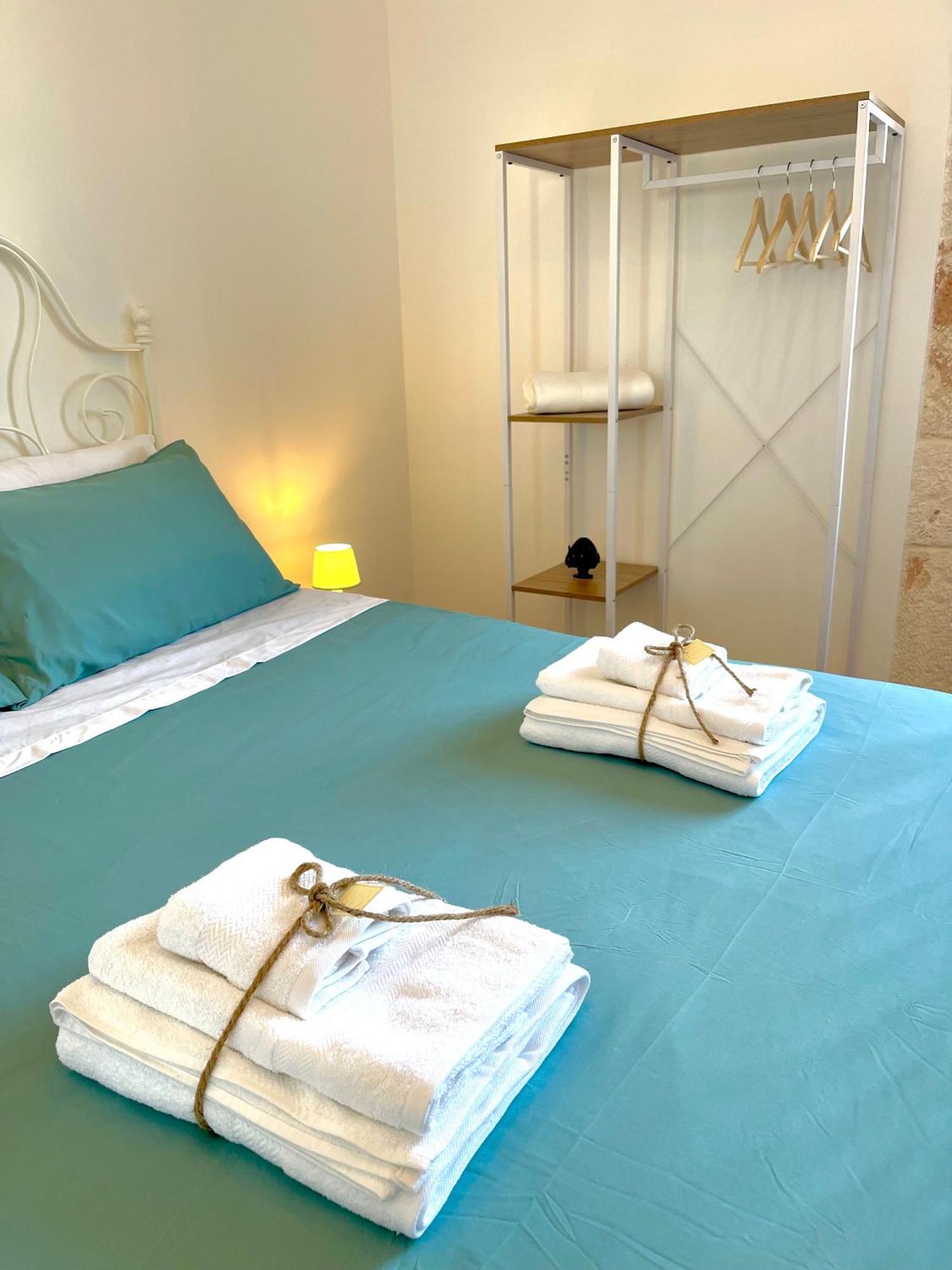 Iaru-Bed Experience House Apartment Alberobello Exterior photo