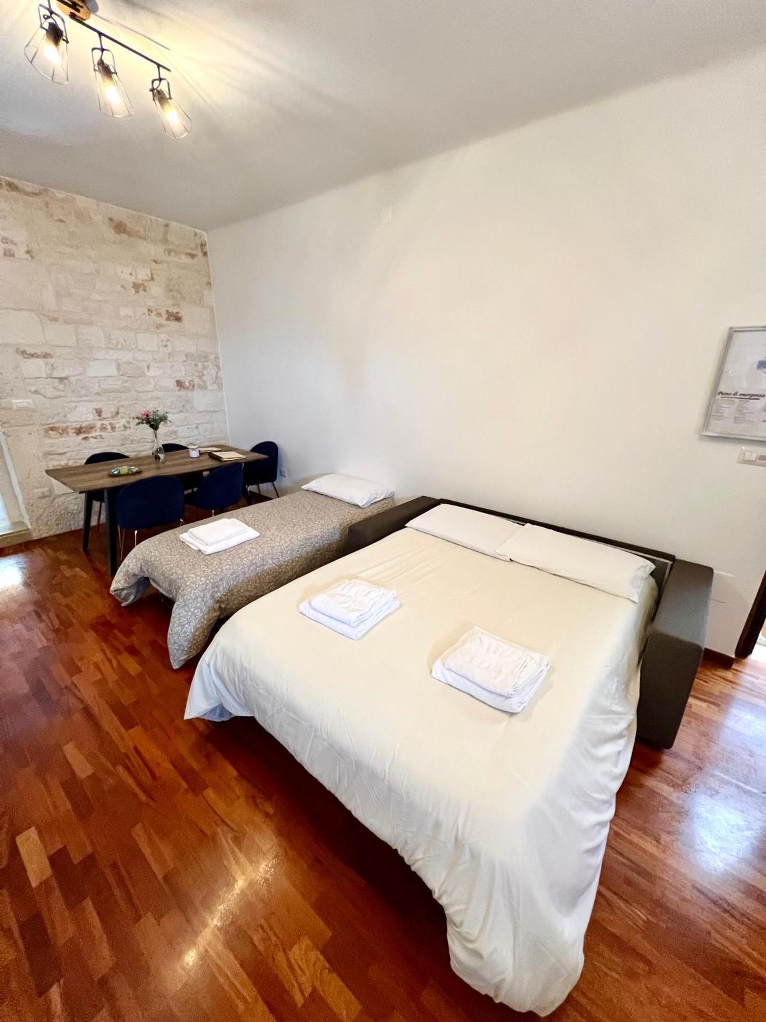 Iaru-Bed Experience House Apartment Alberobello Exterior photo